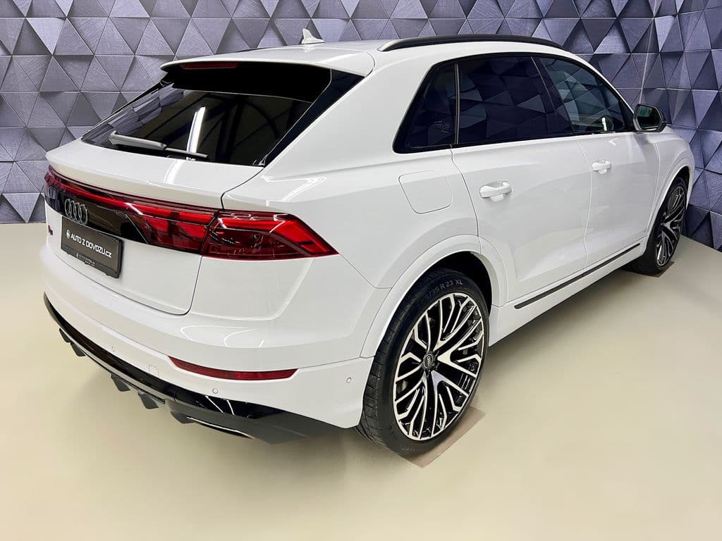 2025 Audi Q8 - 6