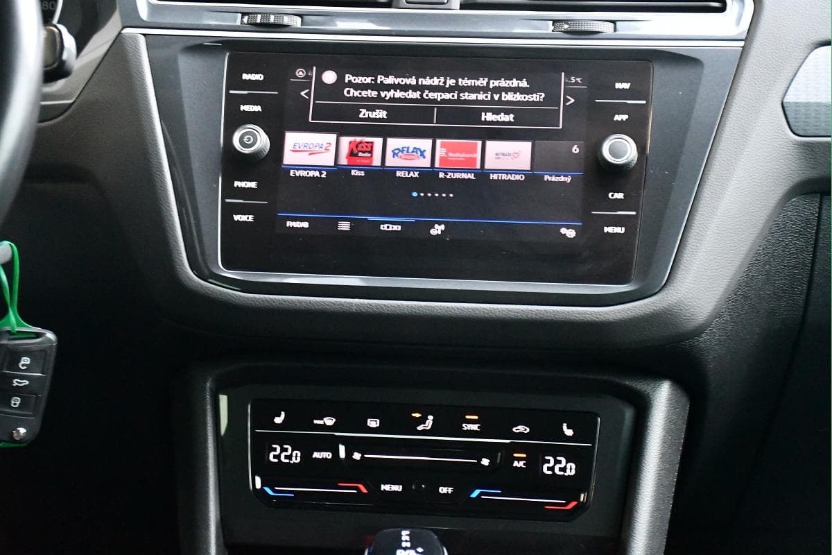 2022 Volkswagen Tiguan - 18