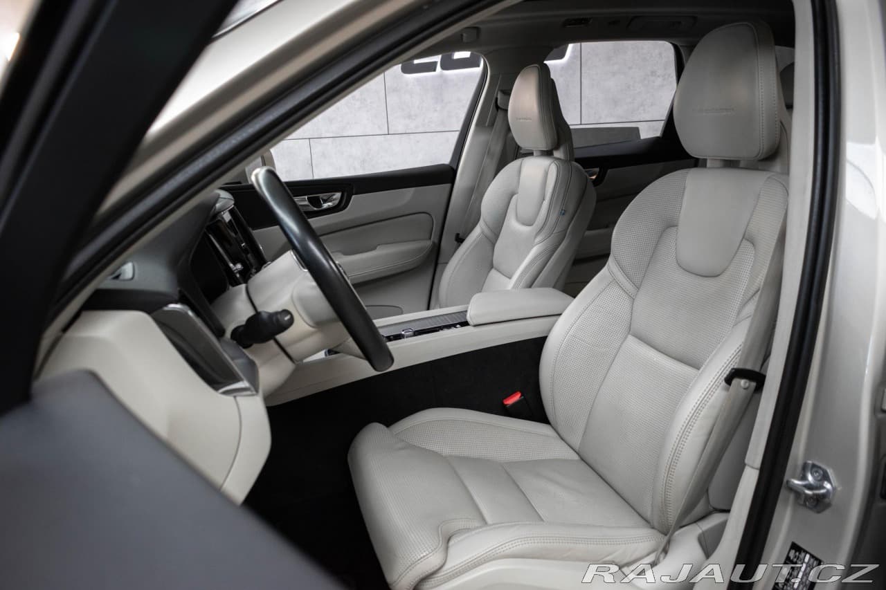 2019 Volvo Xc60 - 10