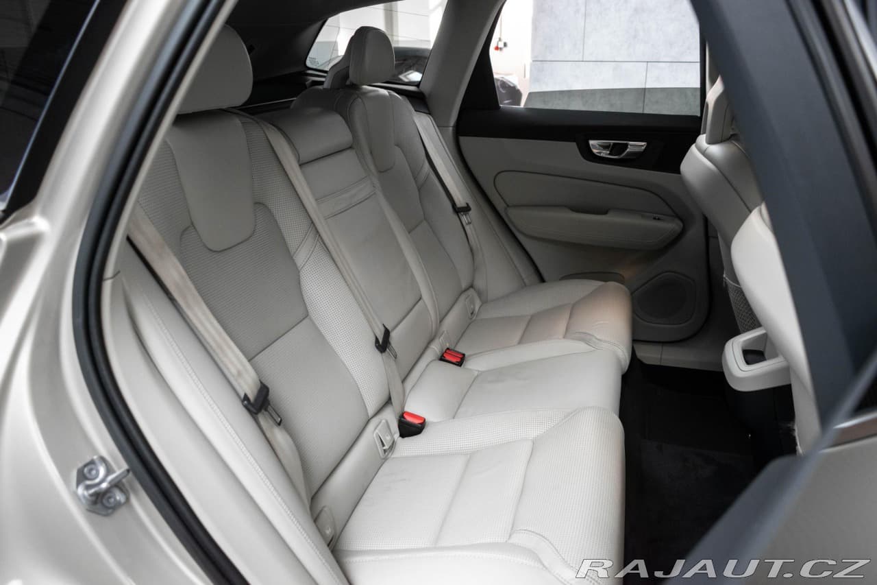 2019 Volvo Xc60 - 13