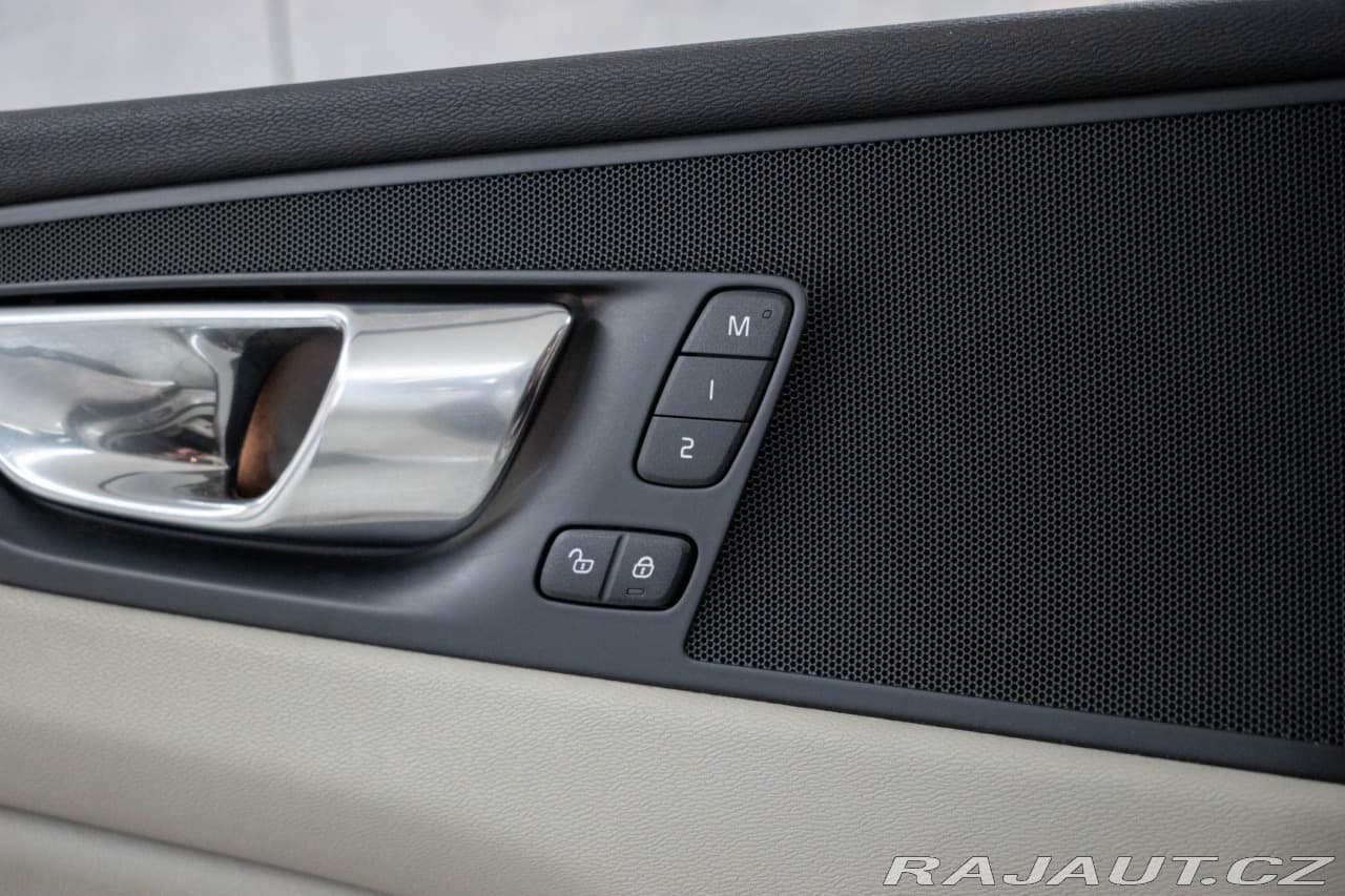 2019 Volvo Xc60 - 15