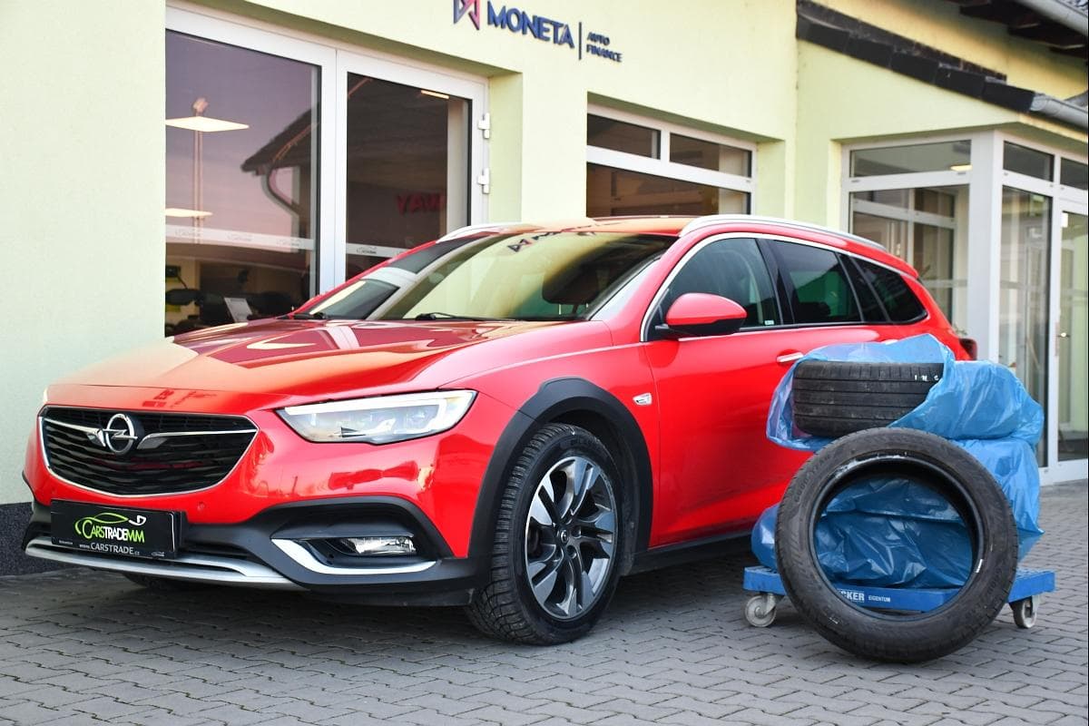 2018 Opel Insignia - 2