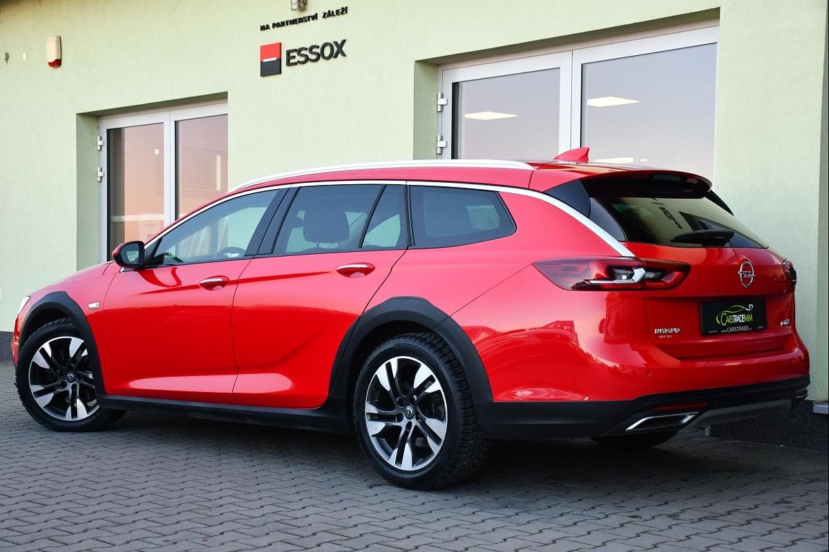 2018 Opel Insignia - 4