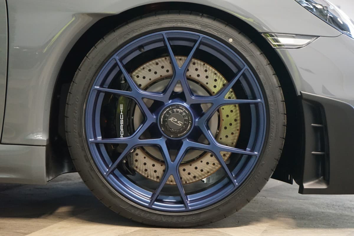 2024 Porsche 718 - 11