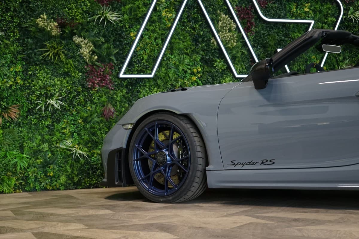 2024 Porsche 718 - 20