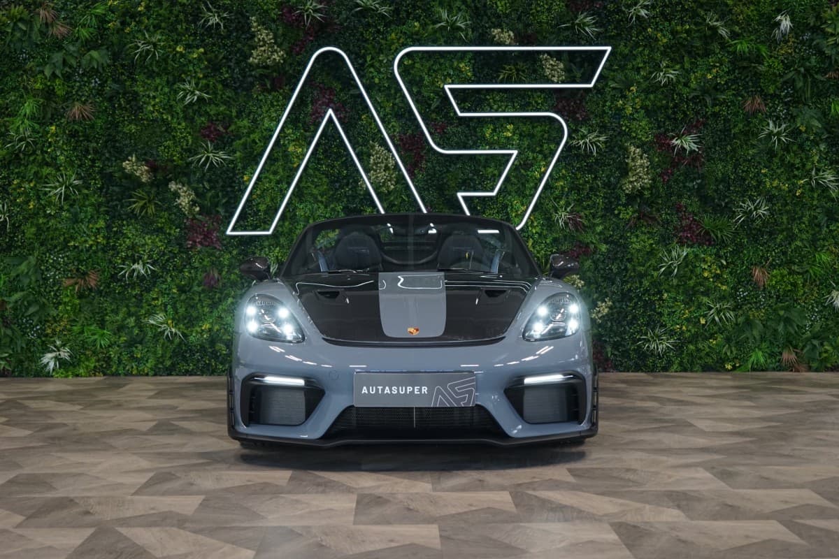 2024 Porsche 718 - 3