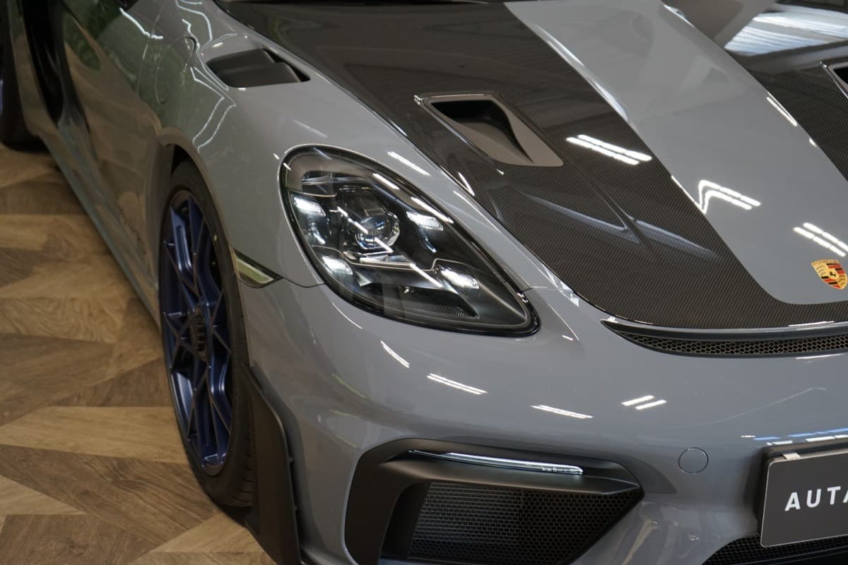 2024 Porsche 718 - 9