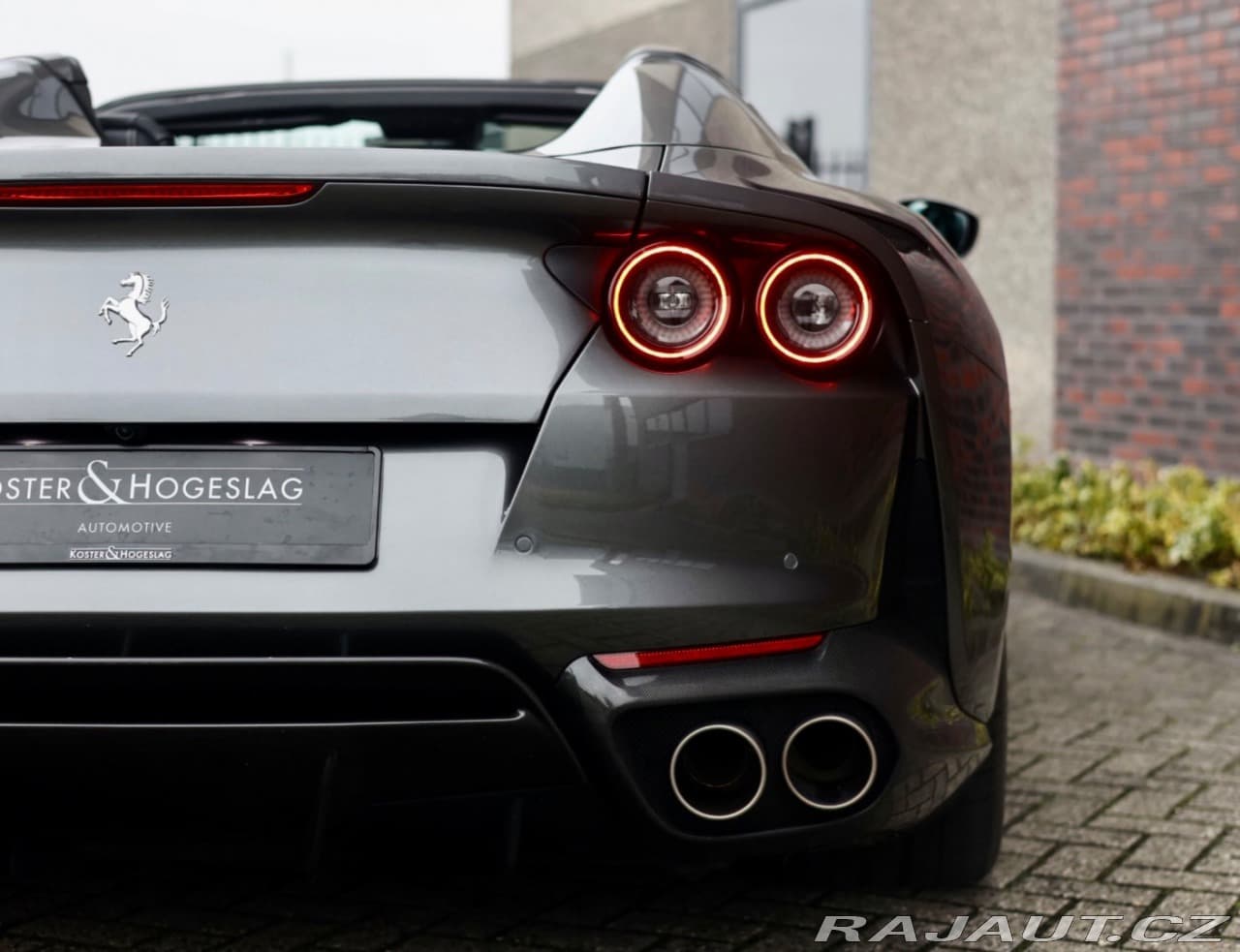 2020 Ferrari 812 - 19