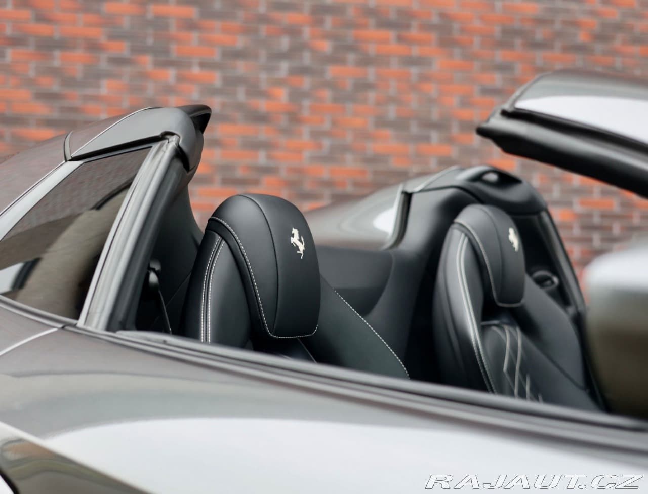 2020 Ferrari 812 - 4