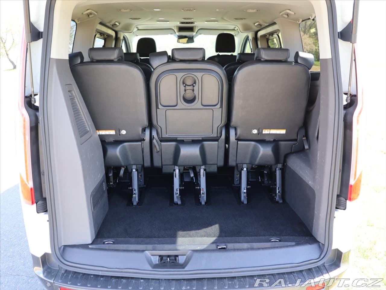 2022 Ford TOURNEO - 10