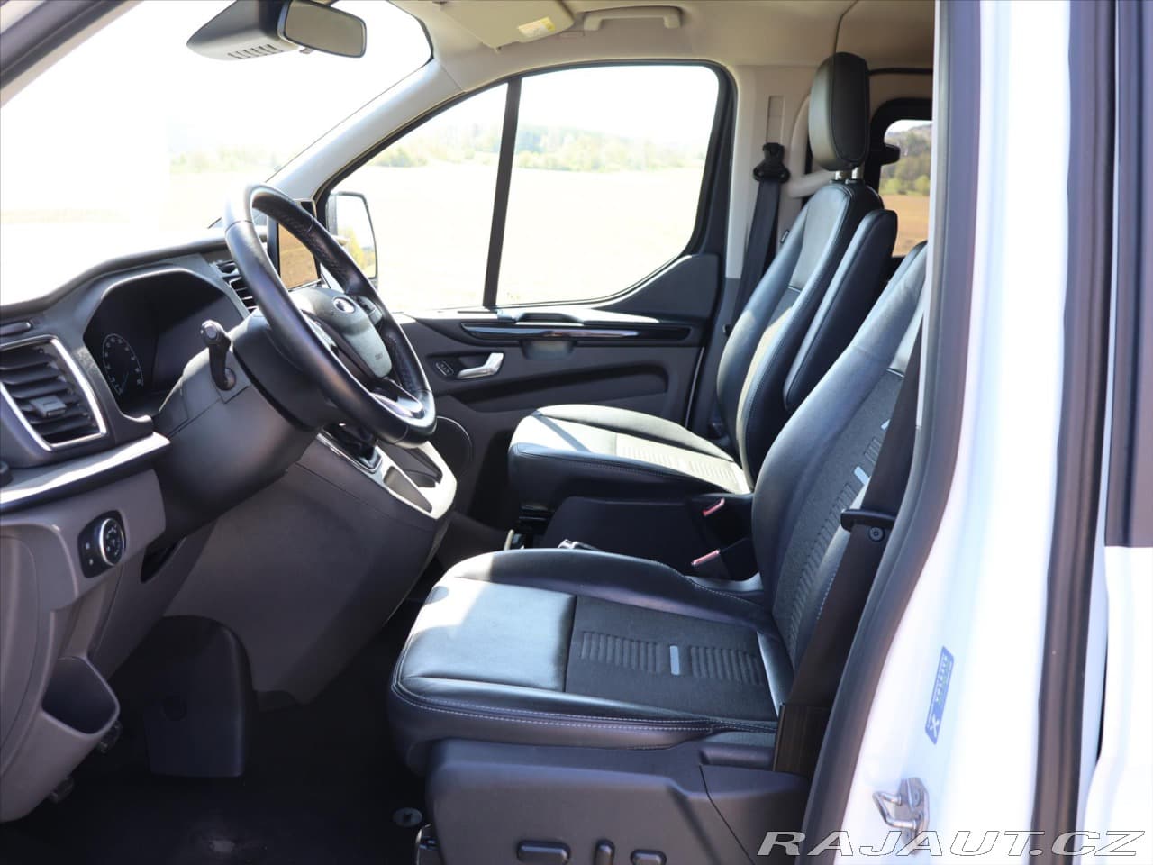 2022 Ford TOURNEO - 11