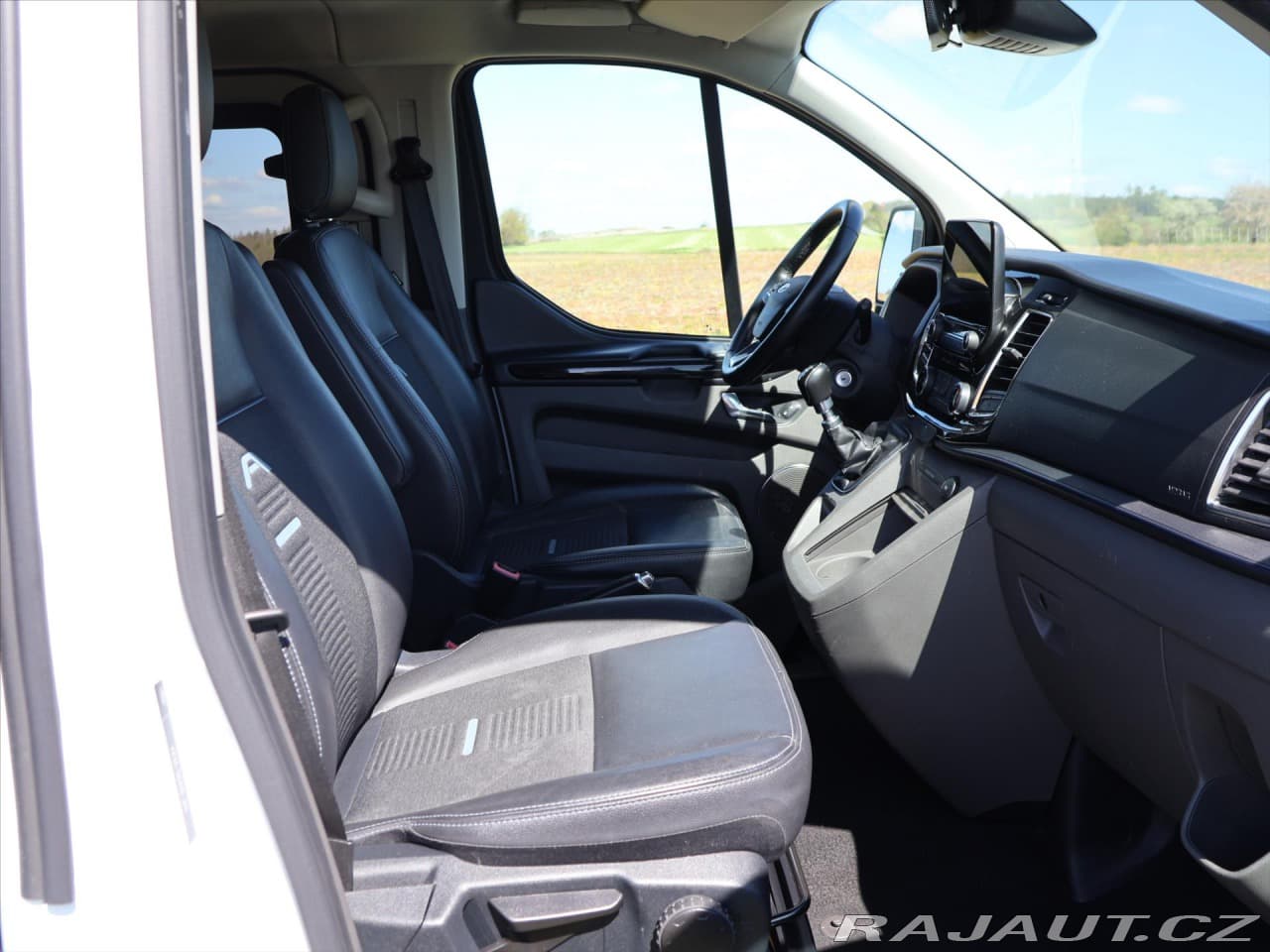 2022 Ford TOURNEO - 12