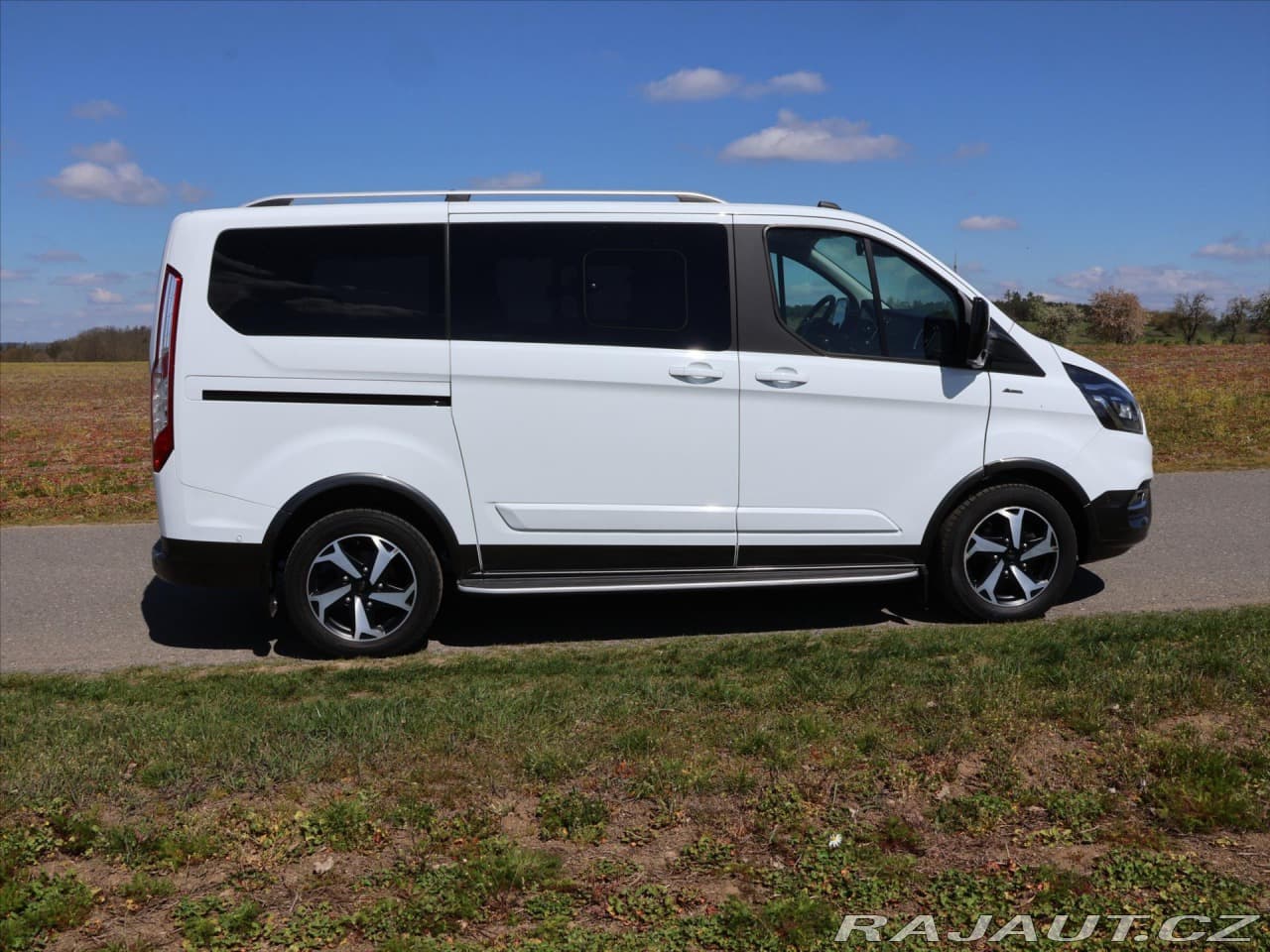 2022 Ford TOURNEO - 8