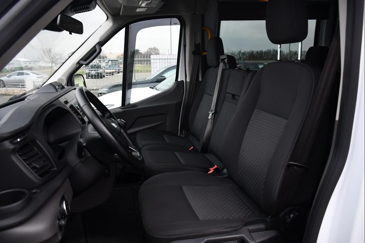 2022 Ford Transit - 12