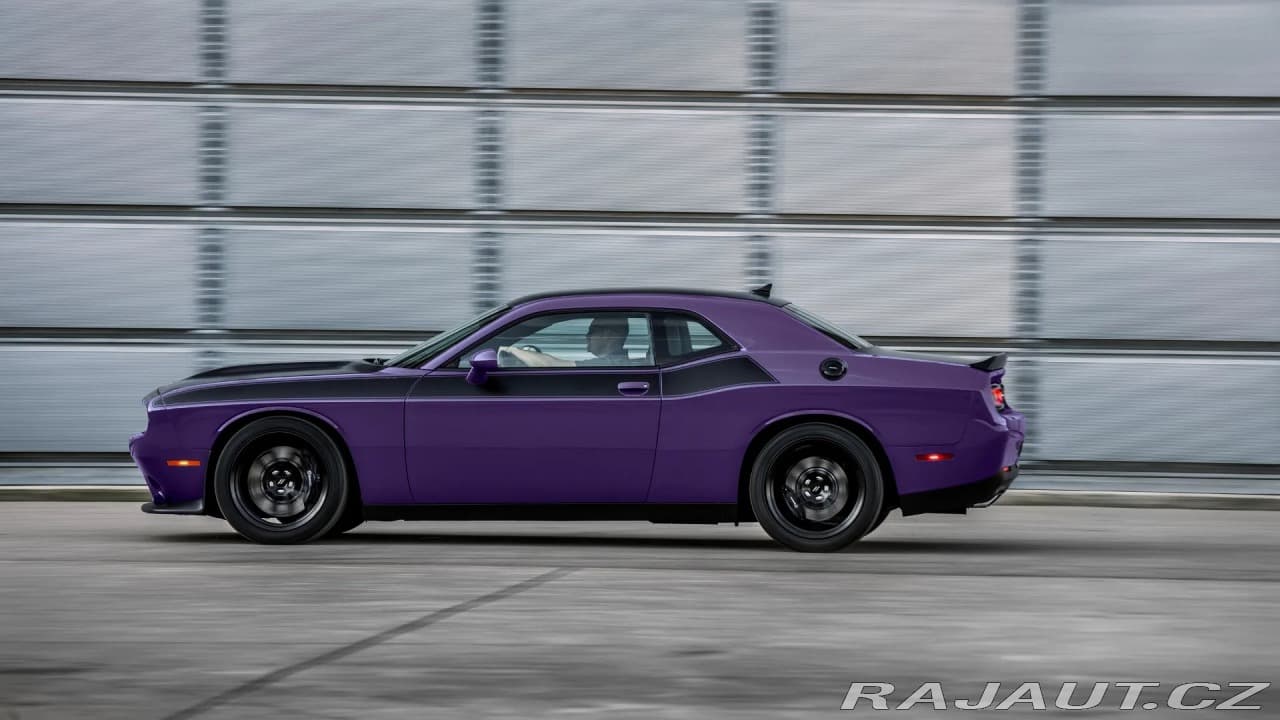 2018 Dodge Challenger - 5