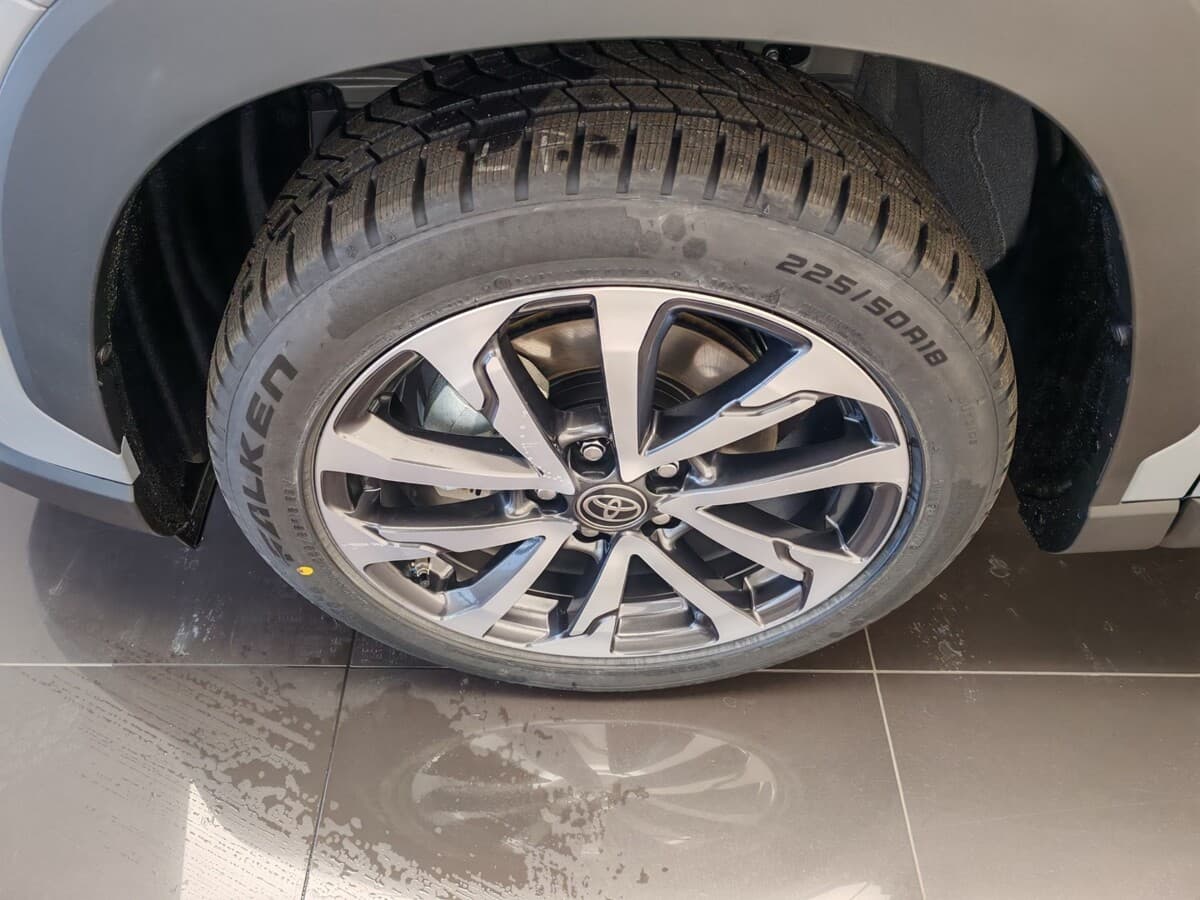 2024 Toyota Ostatní - 11