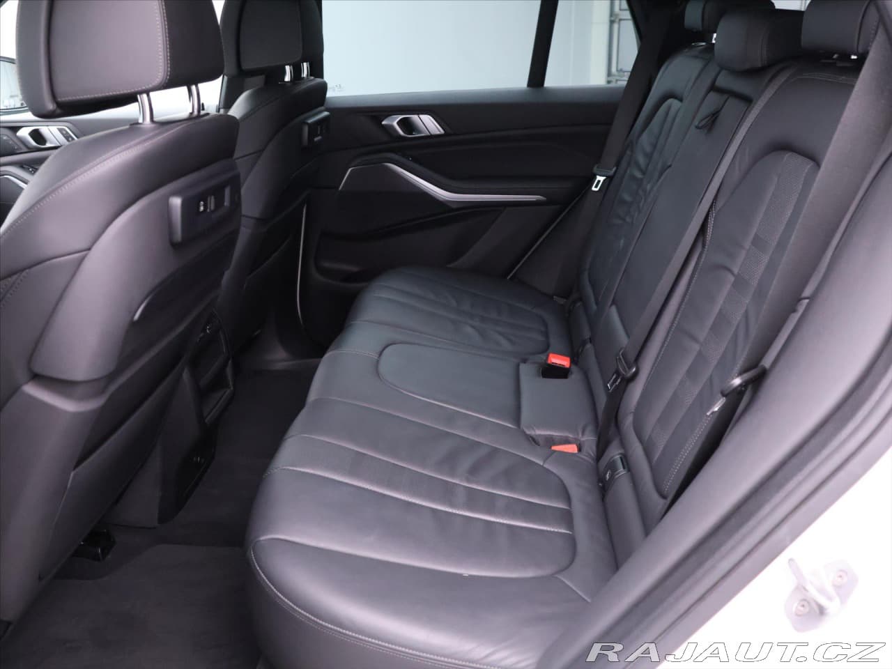2019 BMW X5 - 17