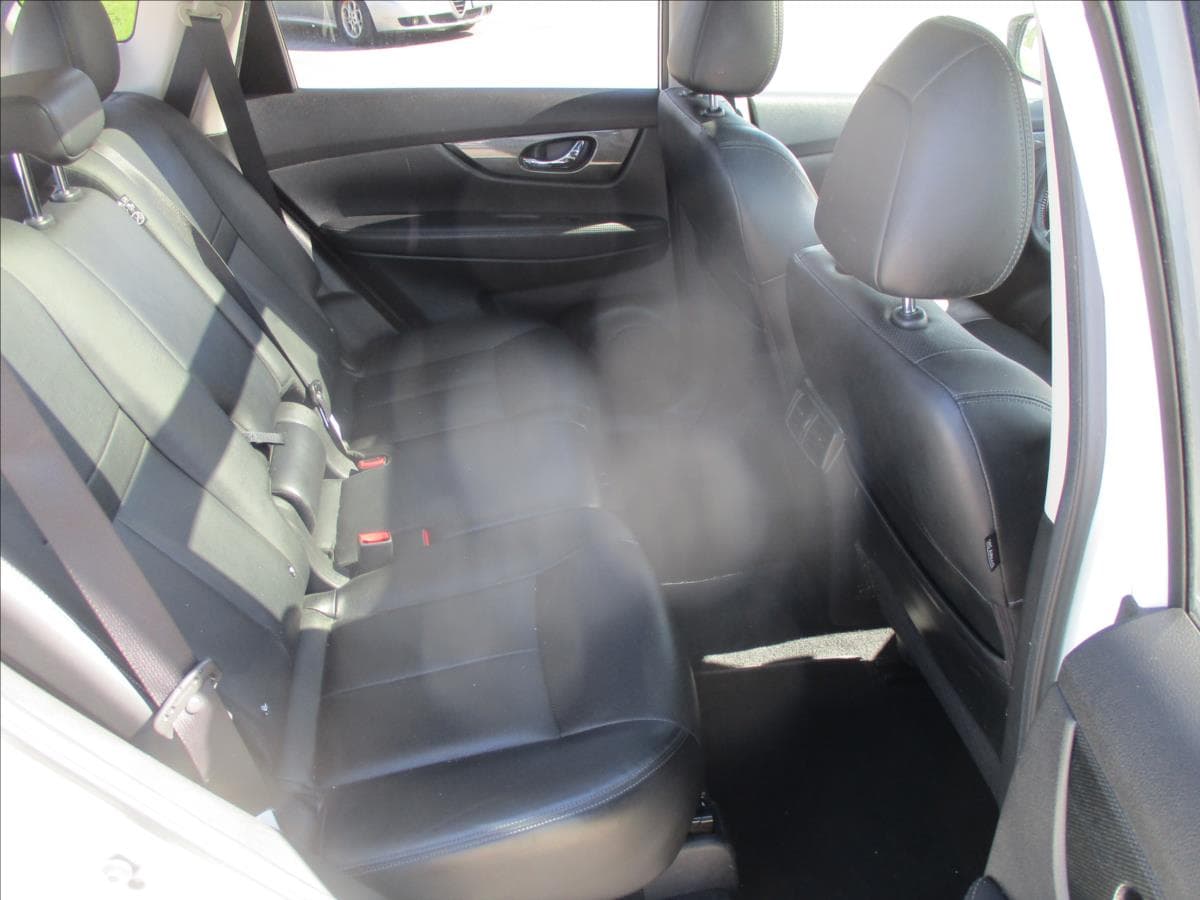 2015 Nissan X-TRAIL - 12