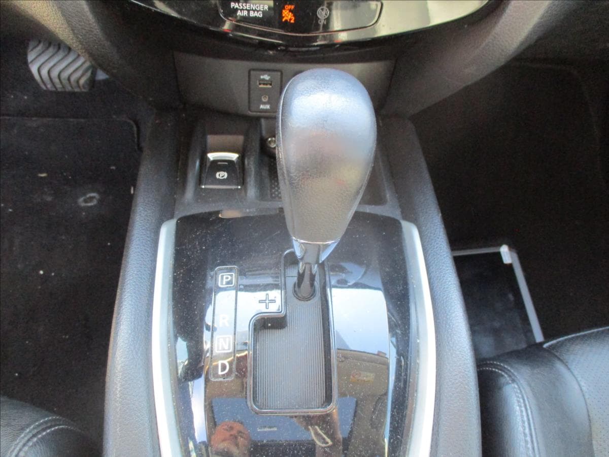 2015 Nissan X-TRAIL - 19