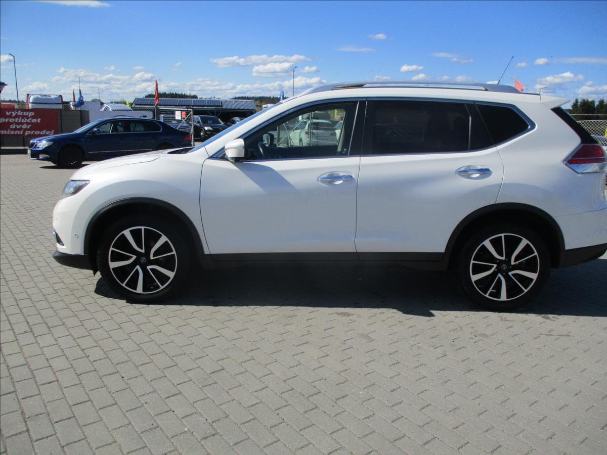 2015 Nissan X-TRAIL - 2