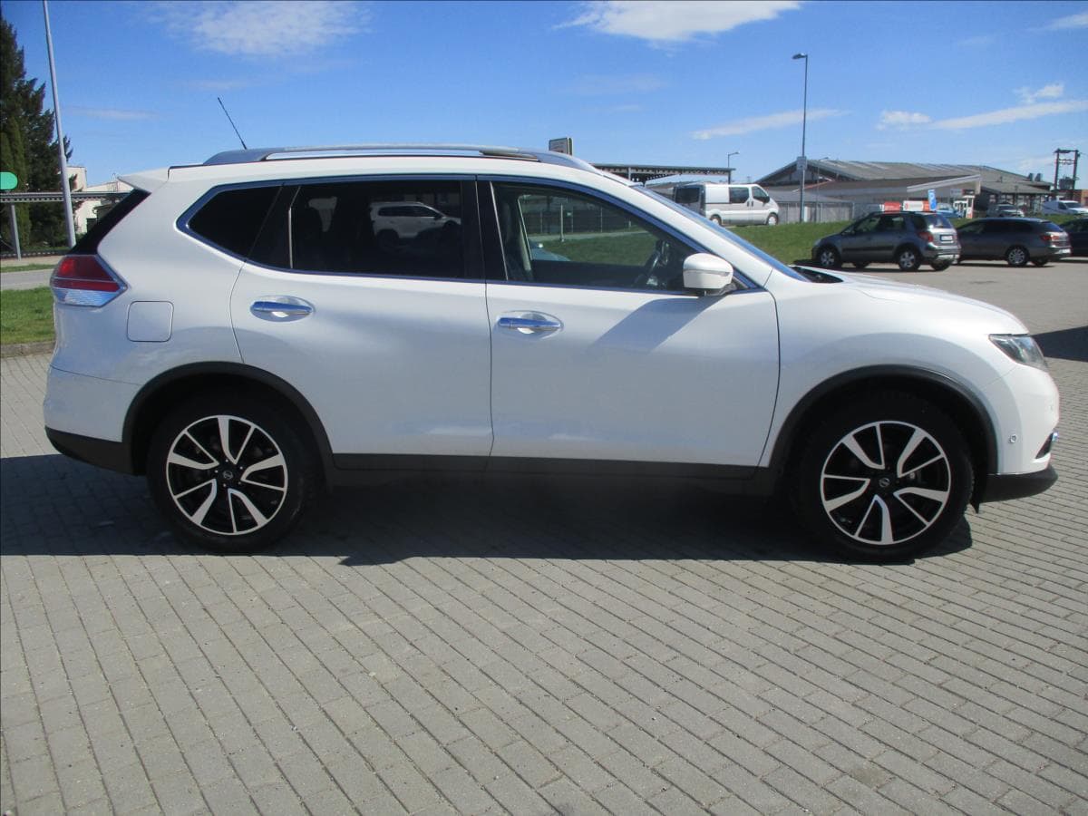 2015 Nissan X-TRAIL - 5