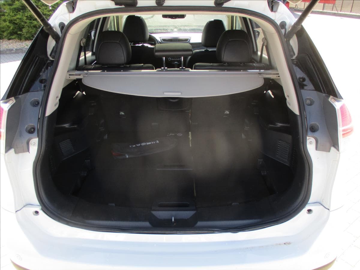 2015 Nissan X-TRAIL - 9