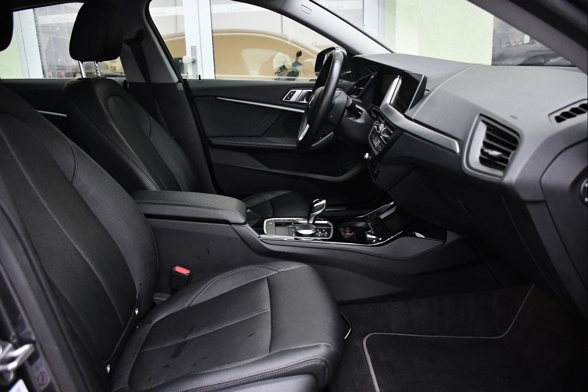 2021 BMW 2-Series - 18