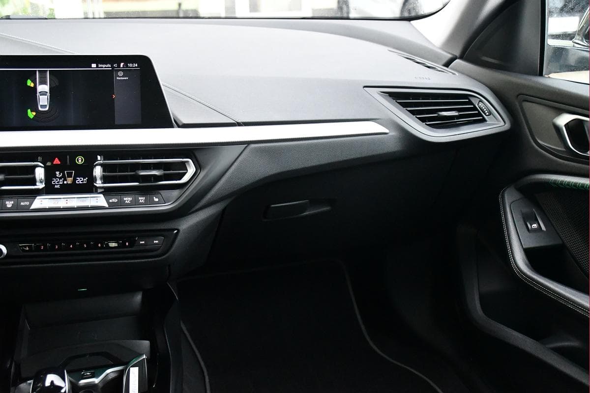 2021 BMW 2-Series - 8