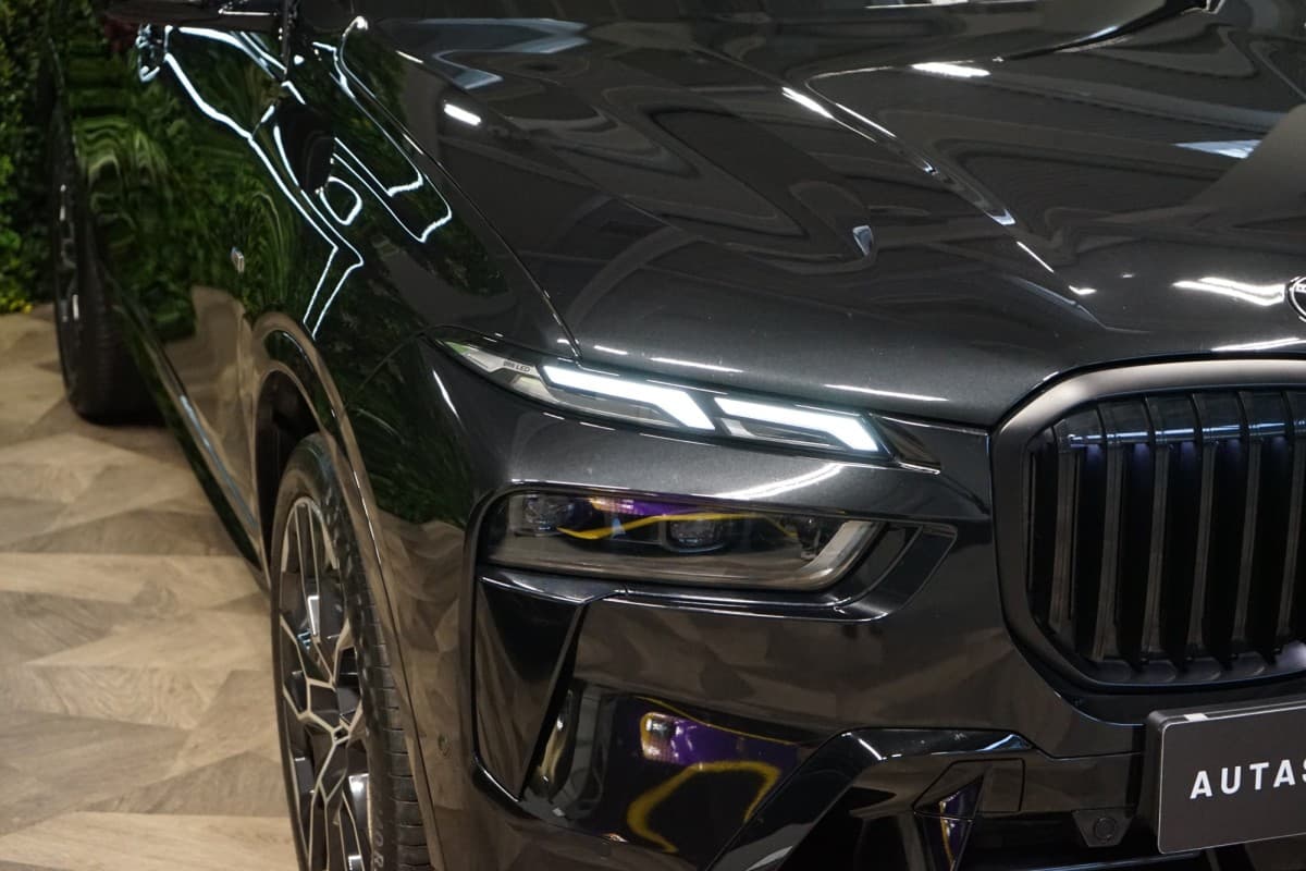 2023 BMW X7 - 4
