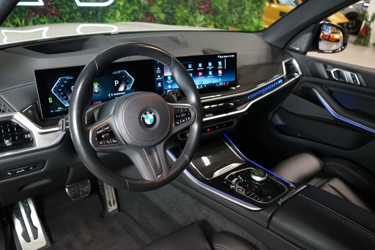 2023 BMW X5 - 10