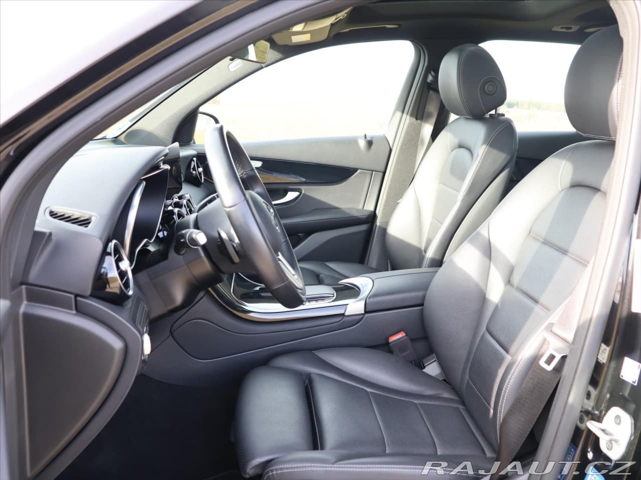 2021 Mercedes-Benz GLC - 10