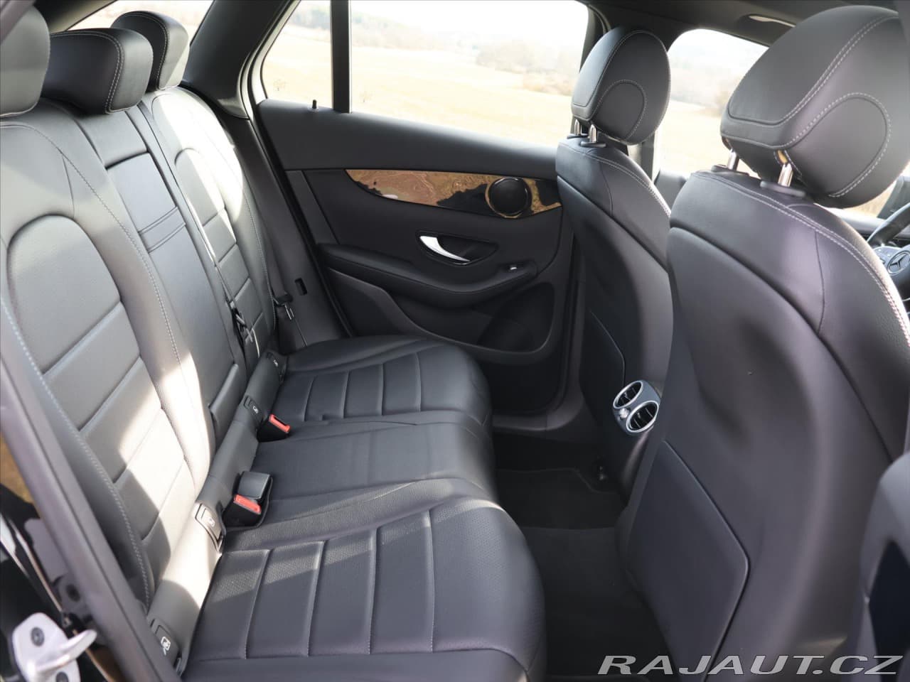 2021 Mercedes-Benz GLC - 13