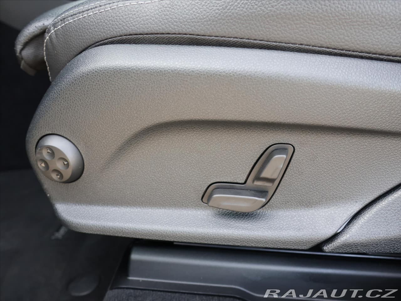 2021 Mercedes-Benz GLC - 17