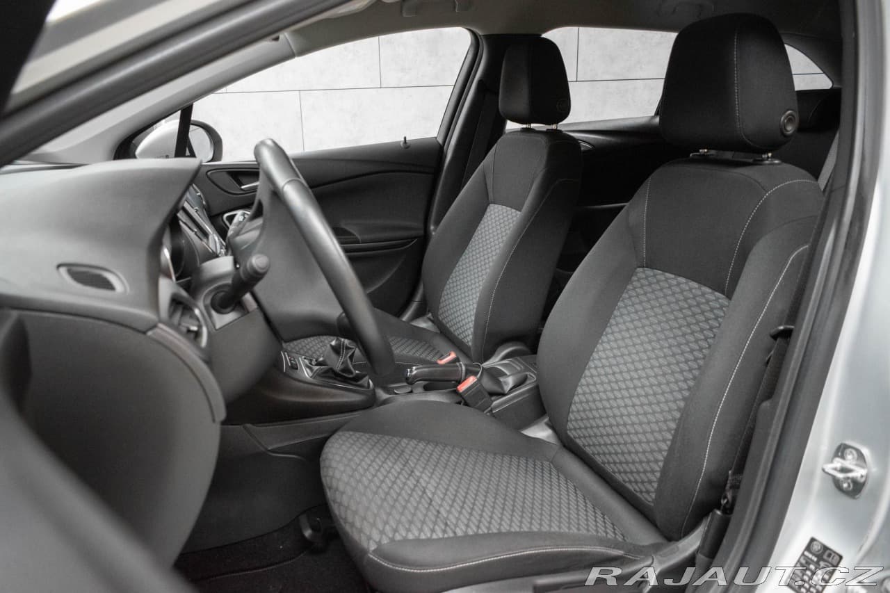 2016 Opel Astra - 11