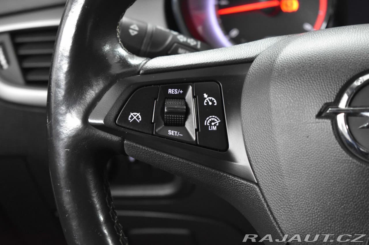 2016 Opel Astra - 18