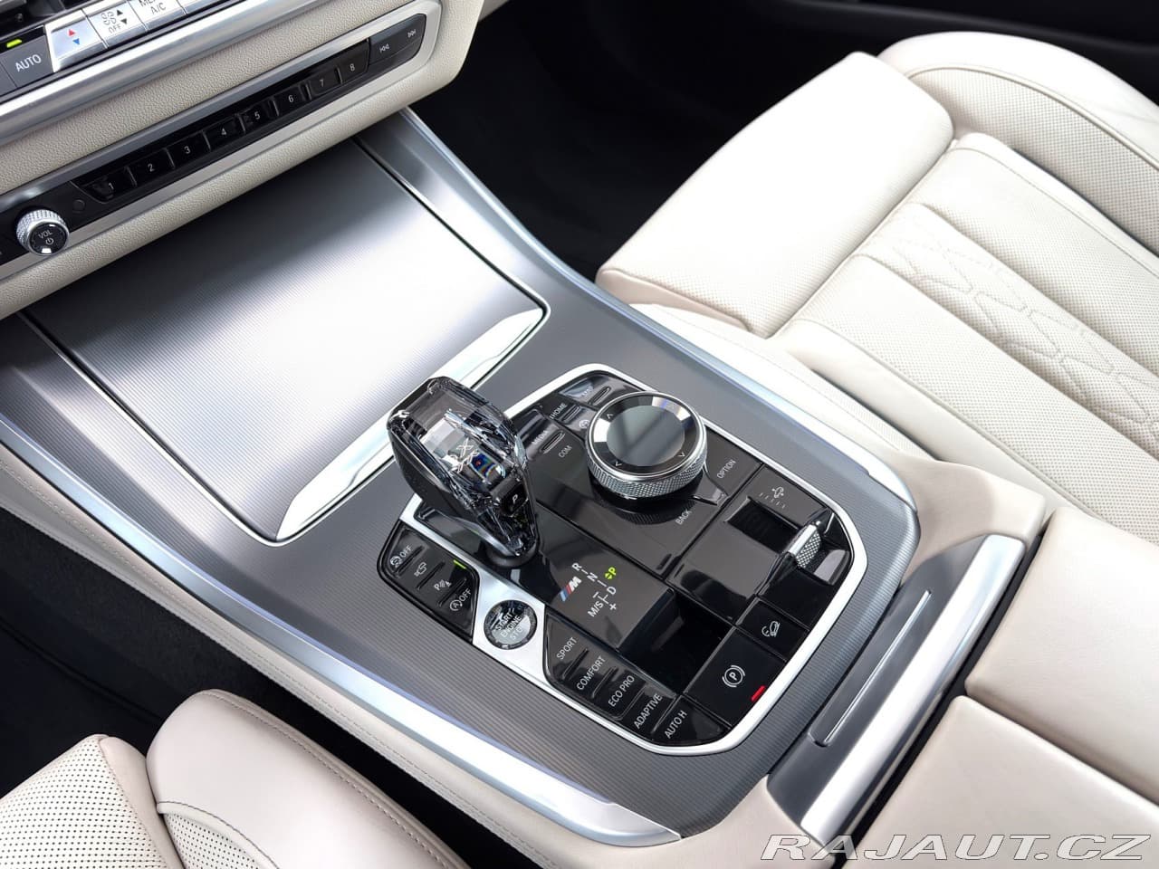 2020 BMW X5 - 12