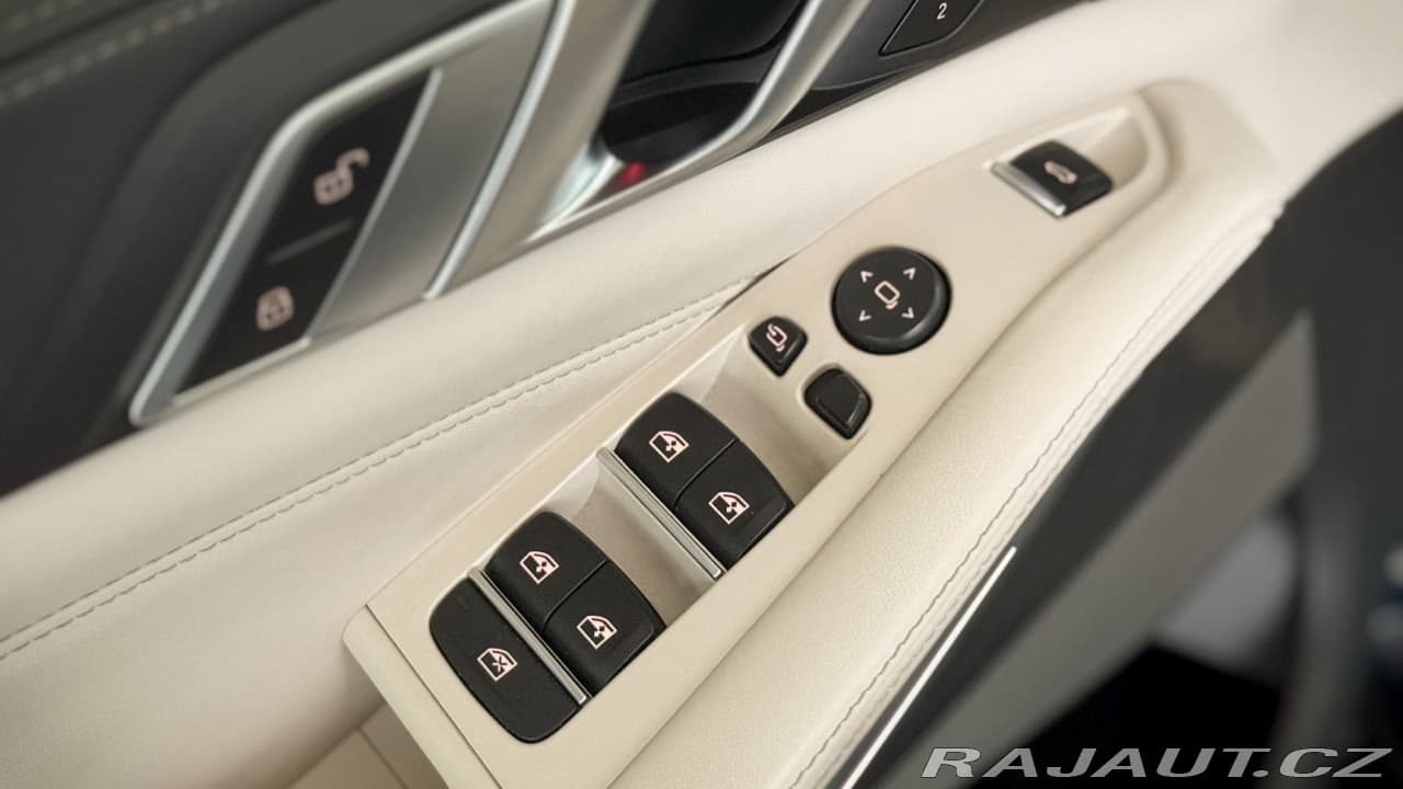 2020 BMW X5 - 13