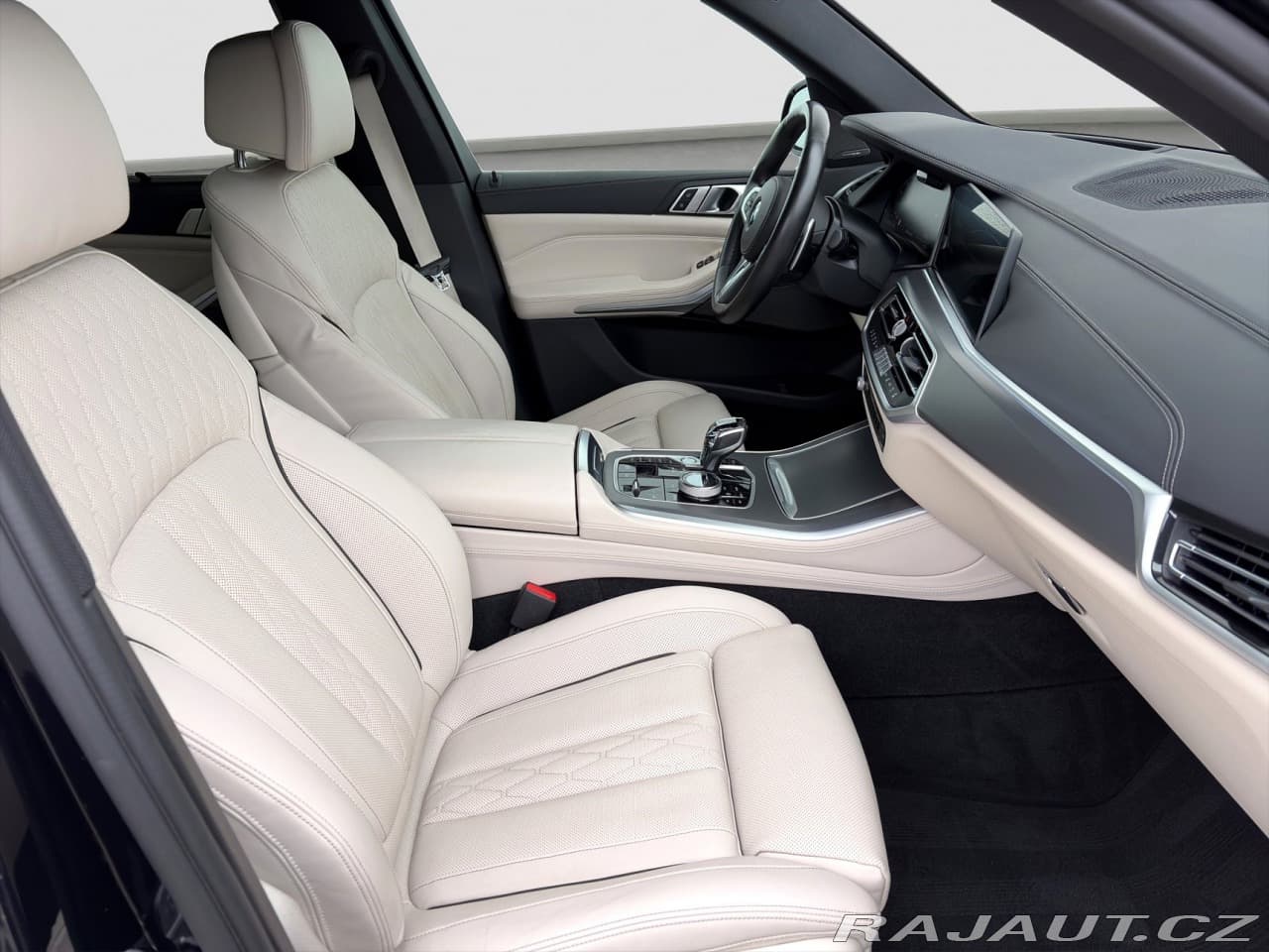 2020 BMW X5 - 18