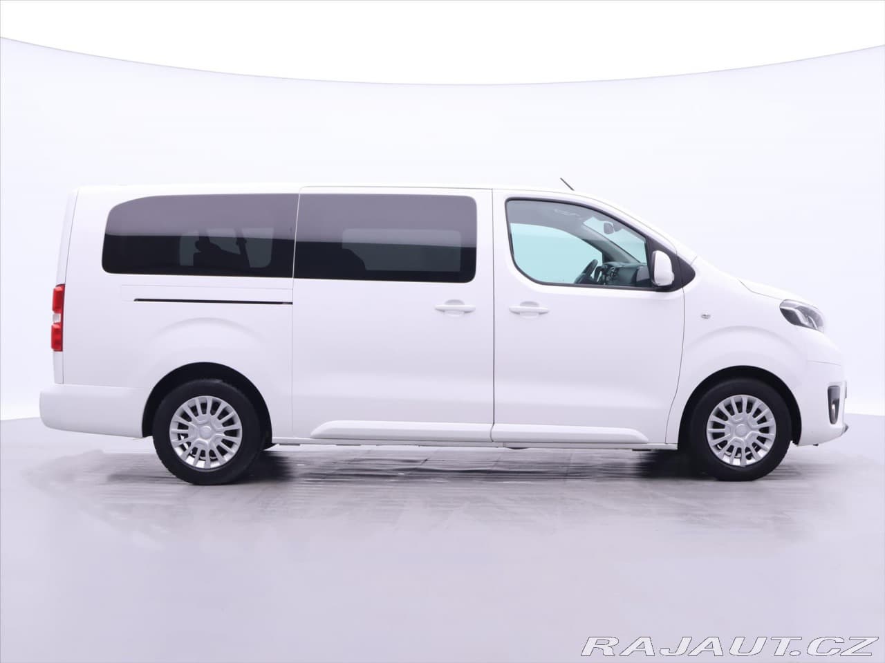 2019 Toyota Proace - 8