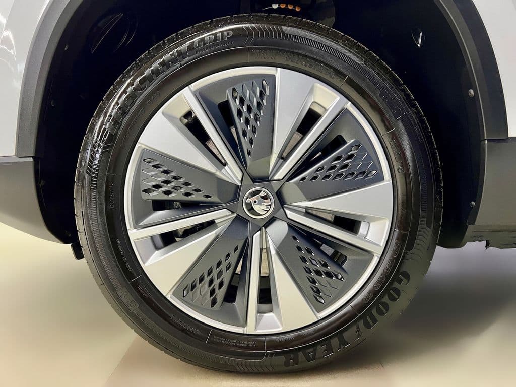 2022 Škoda Karoq - 9