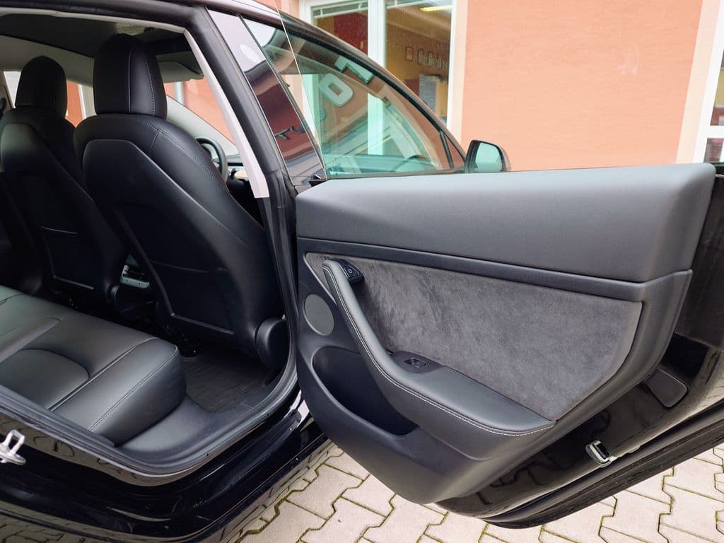 2021 Tesla Model 3 - 18