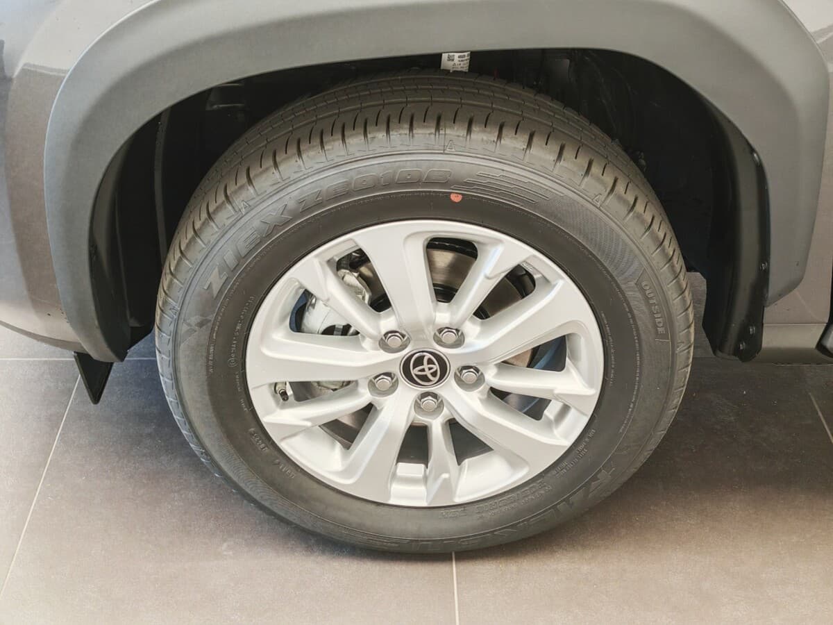 2025 Toyota Ostatní - 10