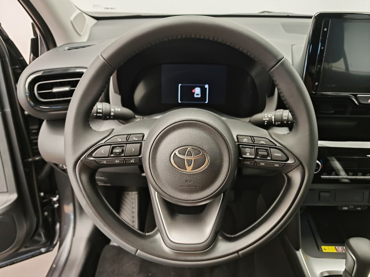 2025 Toyota Ostatní - 13