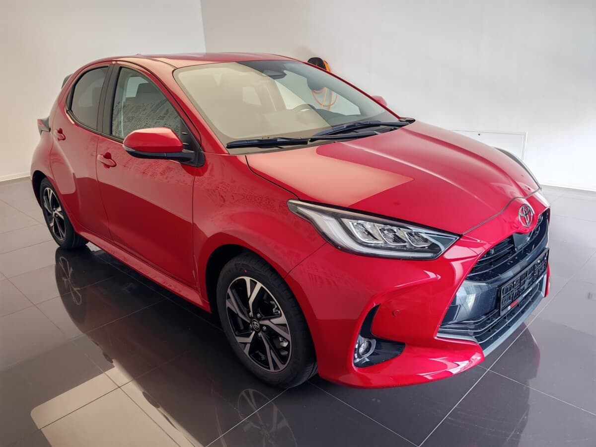 2024 Toyota Yaris - 3