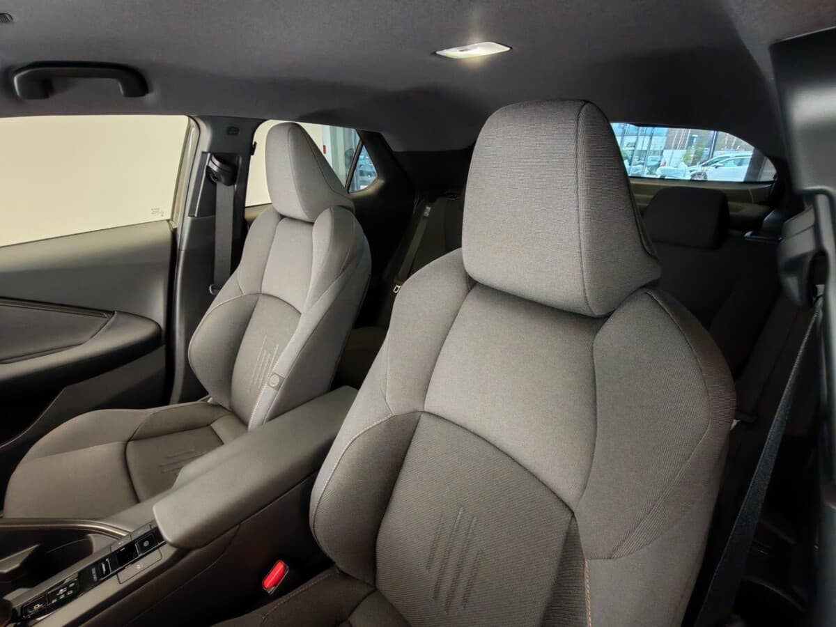 2024 Toyota C-Hr - 17