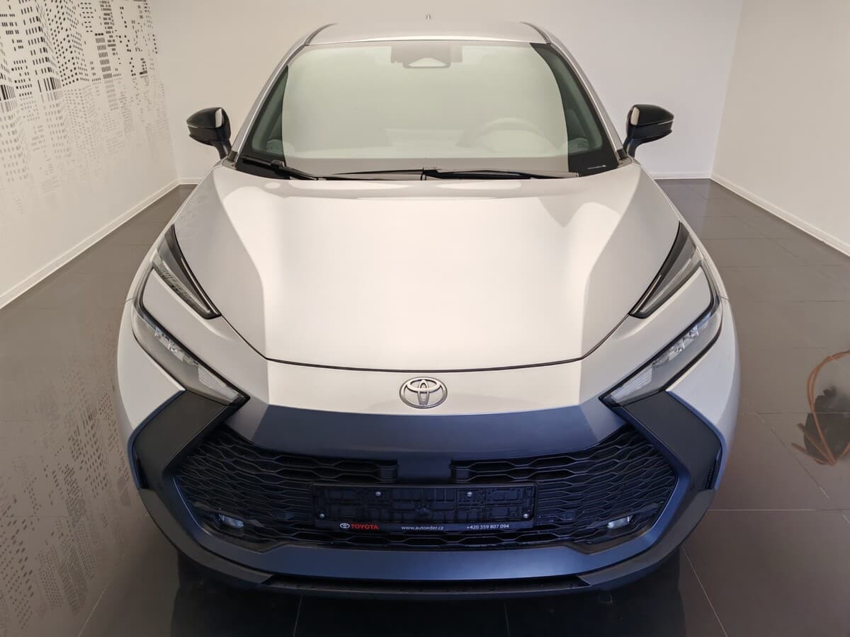 2024 Toyota C-Hr - 2