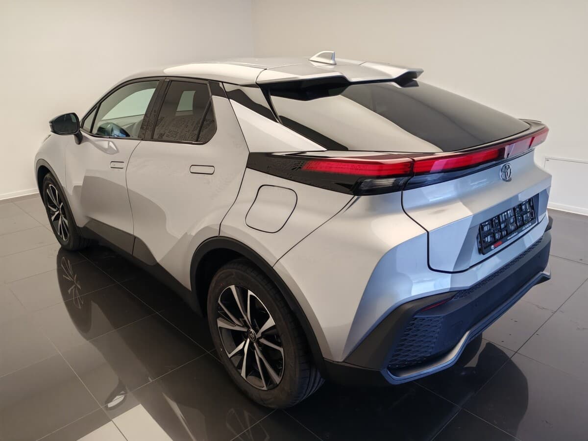 2024 Toyota C-Hr - 6