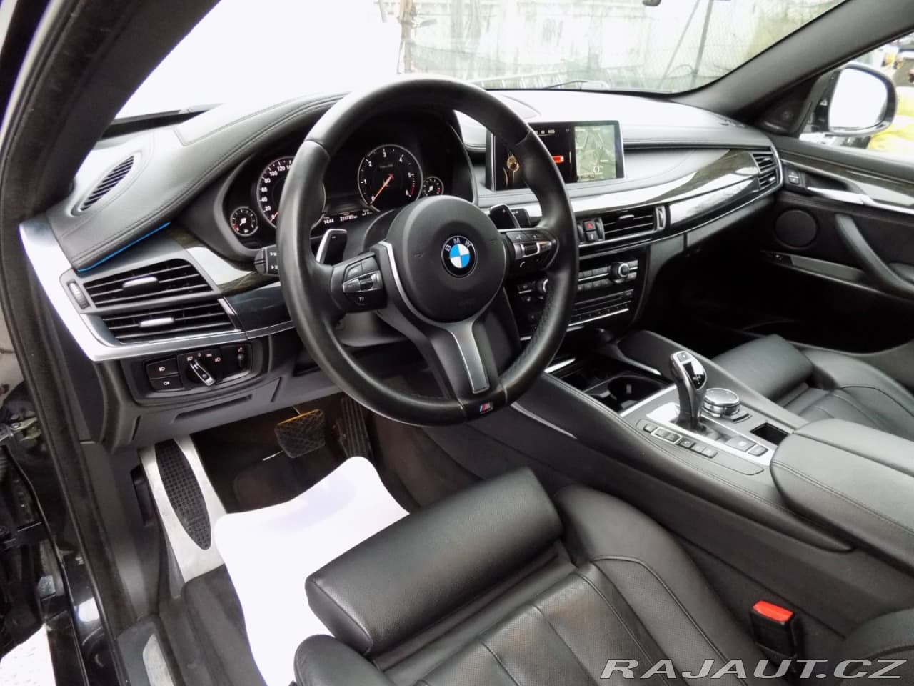 2016 BMW X6 - 14