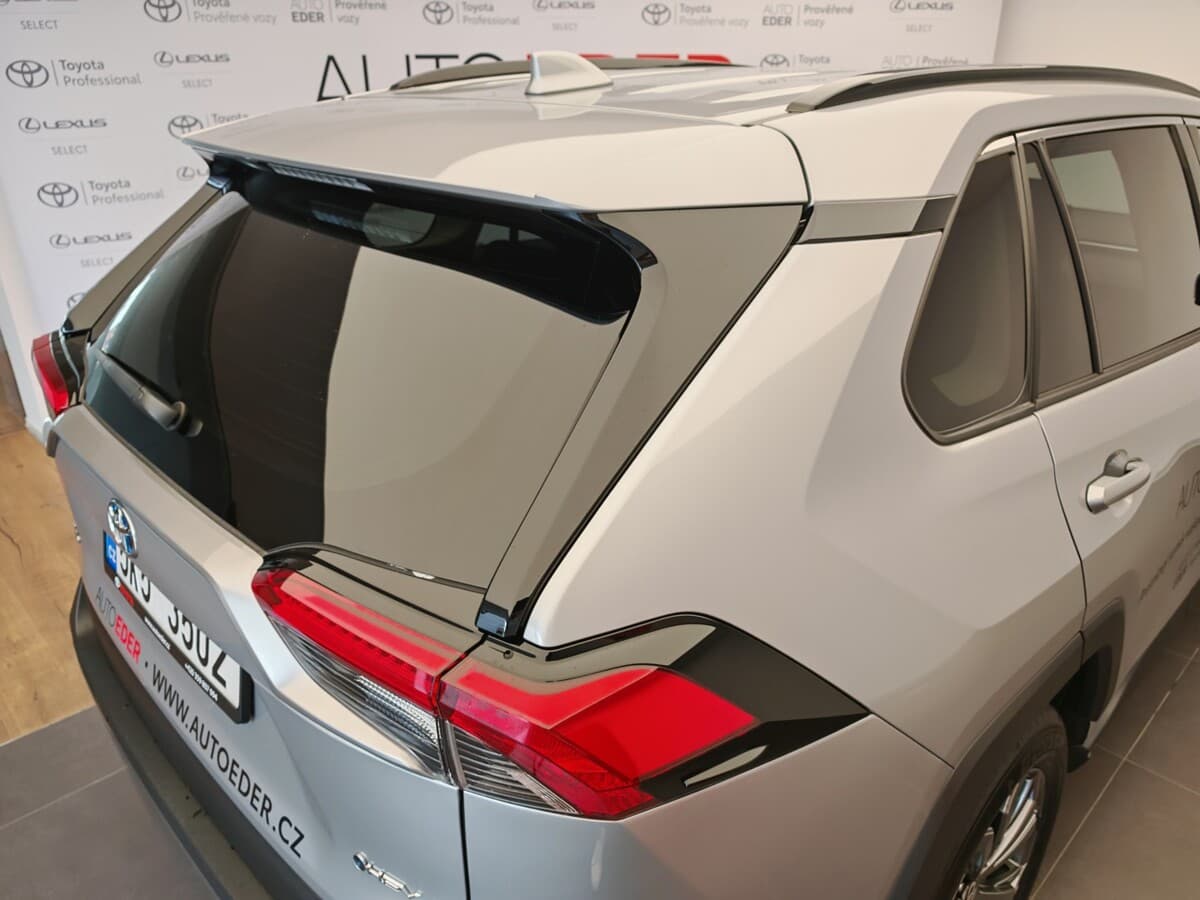 2025 Toyota Rav4 - 7