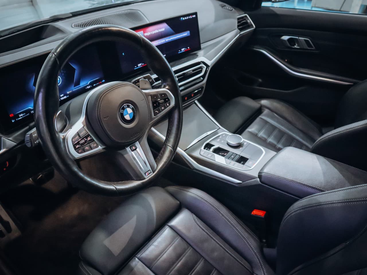 2022 BMW 3-Series - 12